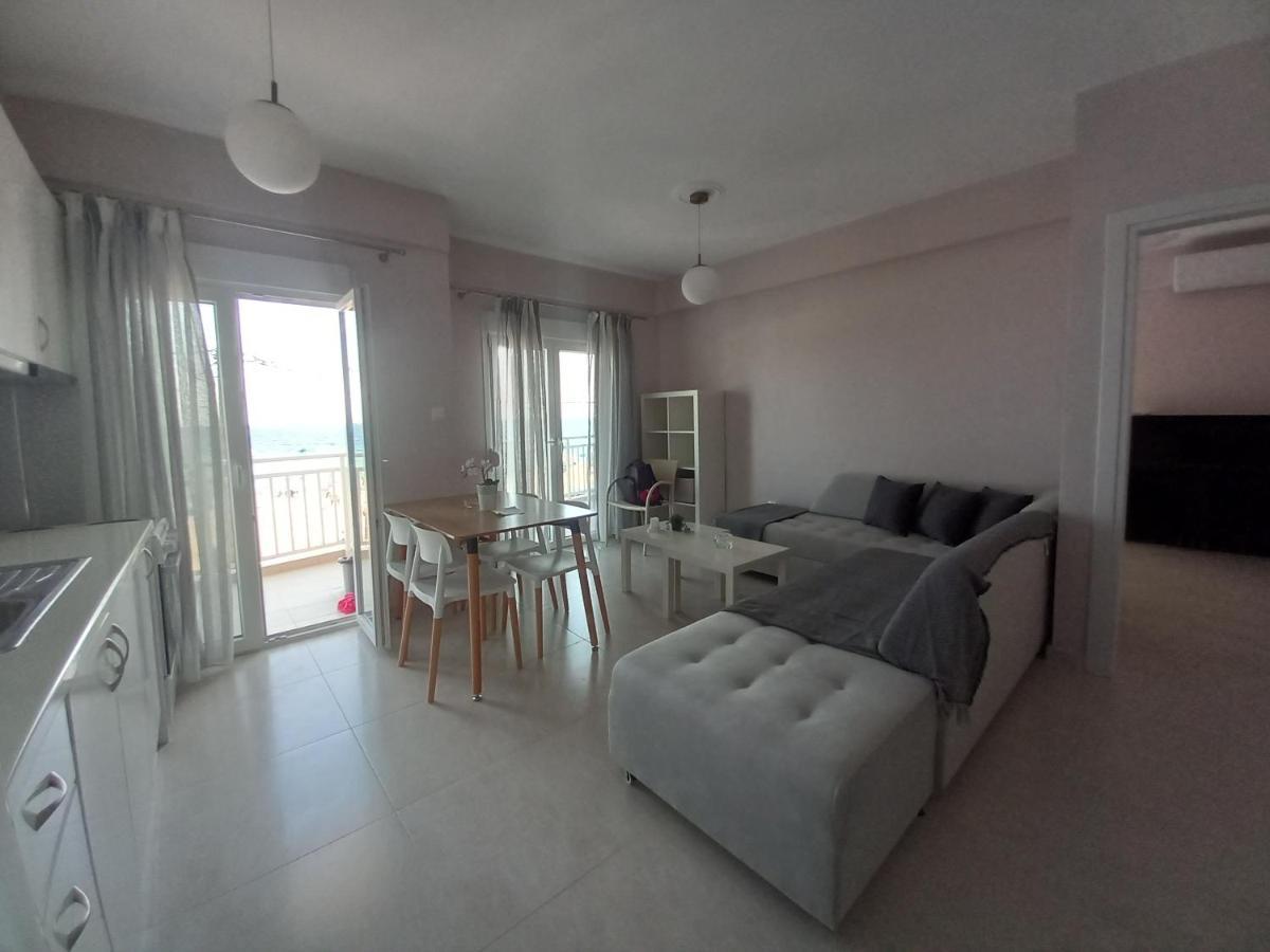 "Breeze" Front To The Sea - Hakidiki Villa Flogita Exterior photo